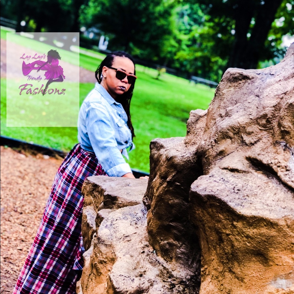RESTOCKED!! Pleated Plaid Skirt - Picture 4 of 8